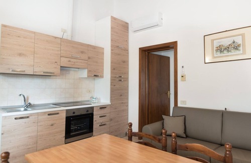Bastia Umbra Appartement | Appartement Bastia Umbra, à 800 m de Umbriafiere avec cuisine et piscine