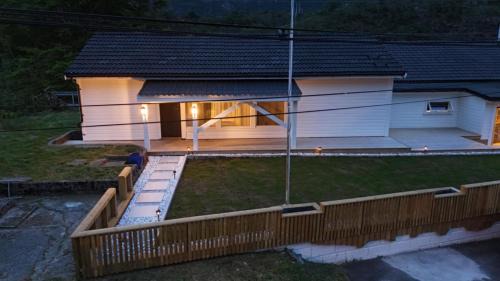 Arna Appartement | Apartment in Bergen