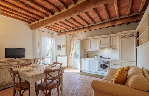 Camaiore Appartement | Appartement à Camaiore avec 2 chambres à coucher, 4 couchages