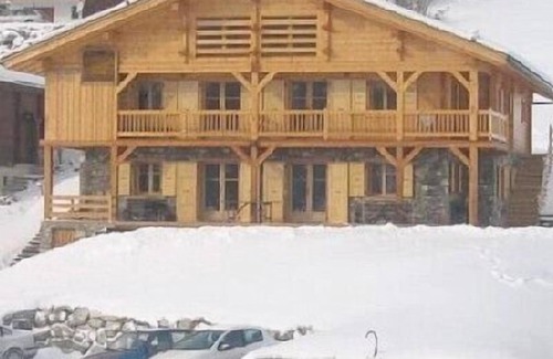 Le Grand-Bornand Appartement | Appartement dans chalet Jeanne-Marie-au coeur du vieux village Chinaillon