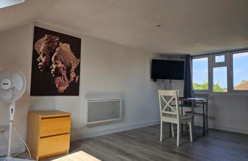 Cheshunt Maison | Apartment In Cheshunt