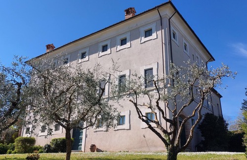 San Brizio Appartement | Apartment in country villa with swimming pool