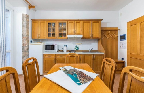 Cres Appartement | Appartement en bord de mer avec terrasse à Cres