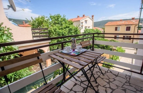 Cres Appartement | Appartement dans Cres avec vue mer, Balcon, Climatisation, WIFI (4249-1)