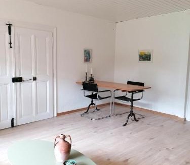Erlach Appartement | Apartment in Erlach