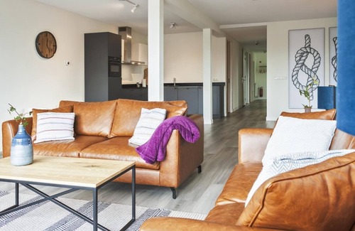 Offingawier Maison | Appartement à Friesland avec Vue sur l'Eau