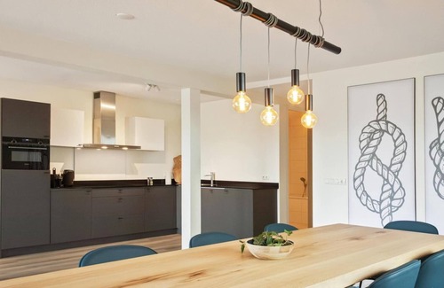 Offingawier Maison | Appartement à Friesland avec Vue sur l'Eau