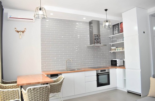 Qerek Appartement | Apartment in Gjiri i Lalzit near the Beach