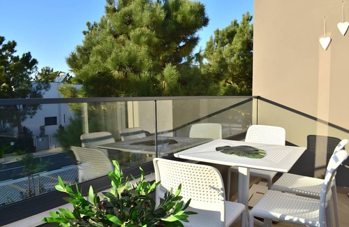 Qerek Appartement | Apartment in Gjiri i Lalzit near the Beach