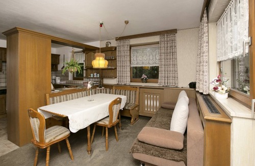 Lechaschau Appartement | A à Wangle Tyrol, sentiers à proximité