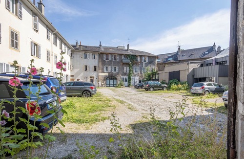 Chambery Appartement | Apartment in Historic Building, Center of Chambéry