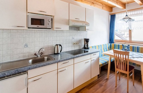 Huben Appartement | Appartement près du domaine skiable à Längenfeld