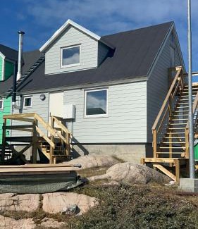 Ilulissat Appartement | Apartment in Ilulissat - by Pilu & Kaali