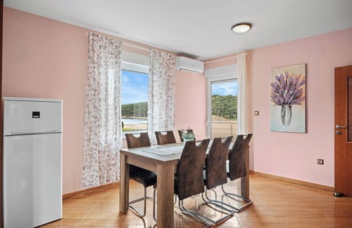 Suha Punta Appartement | Appartement familial sur l'île ensoleillée de Rab