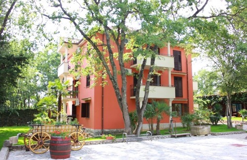 Fiorini Appartement | Appartement dans Karigador avec Balcon, Climatisation, Lave-vaisselle (587-1)