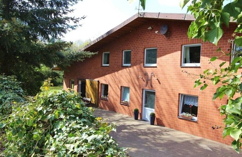 Kirchdorf Maison | Apartamento en Kirchdorf en una granja de caballos