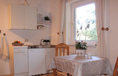 Kirchdorf Appartement | Apartment in Kirchdorf with Swimming Pool, Garden, Terrace
