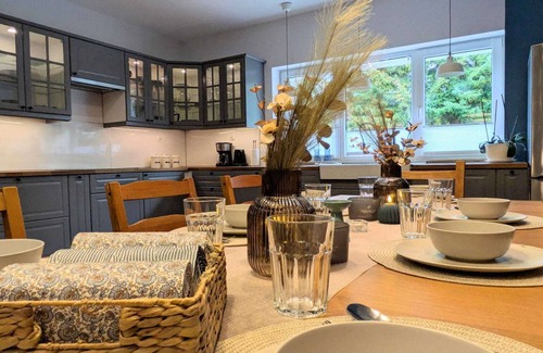 West Pomeranian Voivodeship Appartement | Appartement א Kolobrzeg avec plage