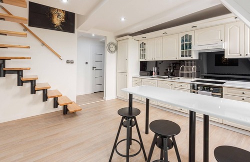 West Pomeranian Voivodeship Appartement | Appartement à Kołobrzeg près de Plage