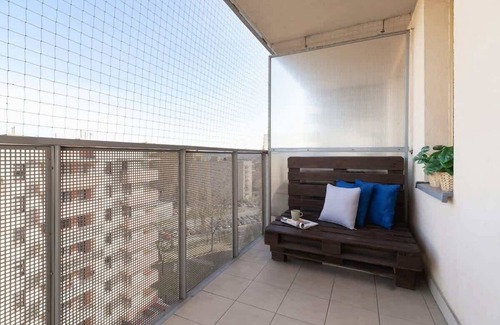 Czyzyny Appartement | Apartment in Kraków | 3 Bedrooms | 2 Balconies