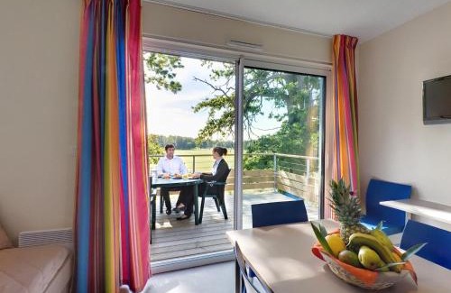 Chaveignes Appartement | Apartment in Loire Valley with Pool
