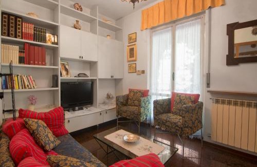 Borgiano di Serrapetrona Appartement | Apartment in Marche near Lame Rosse