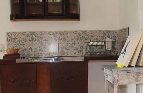 Neuburg Appartement | Apartment in Neuburg with Garden, Terrace, Bicycles, Heating