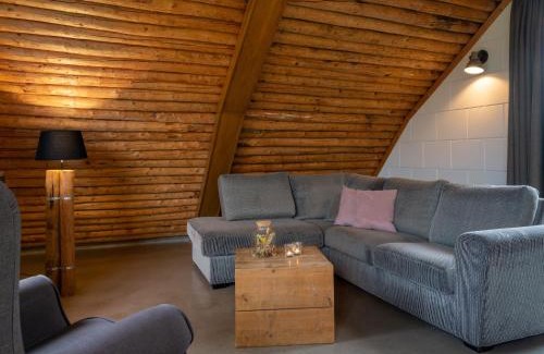 Heeten Maison | Apartment in Netherlands with Scenic Meadows