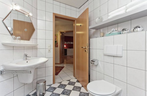 Mersheim Appartement | Appartement meublé près de la forêt à Nieheim, Allemagne