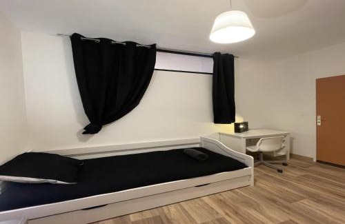 Noyen-sur-Sarthe Appartement | Apartment in Noyen near Le Mans Circuit