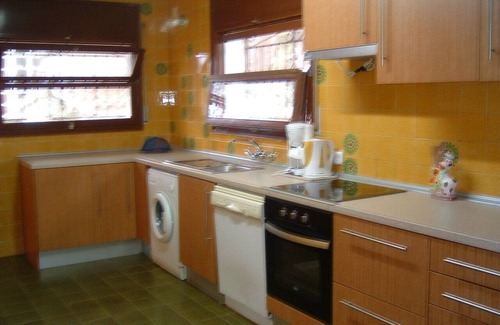 Tamarit Appartement | Proche de la plage, familial et familial, jardin et piscine privés, chiens acceptés