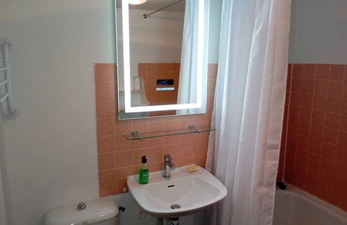 Murat-le-Quaire Appartement | Apartment in residence facing Puy de Sancy