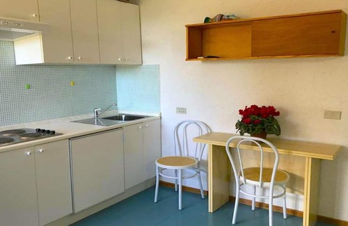Cugnana Verde Appartement | Appartement accueillant à Olbia avec jardin