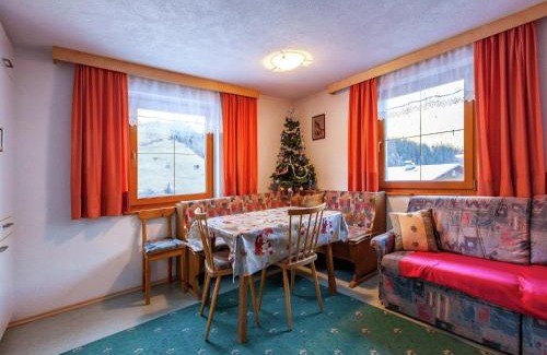 See Appartement | Apartment in See near Ski Slopes