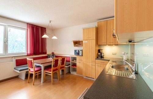 Strengen Appartement | Appartement luxuriant près de St. Anton am Arlberg