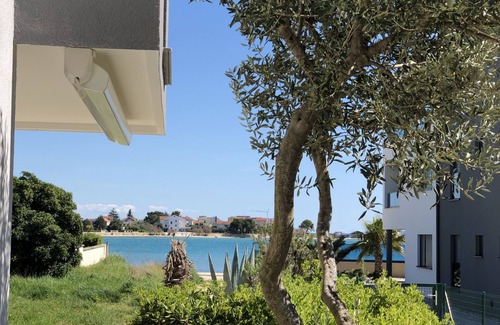 Sukosan Appartement | Appartement dans Sukošan avec vue mer, terrasse, Climatisation, WIFI (3495-5)