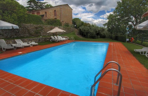 Pergine Valdarno Maison | Grande maison avec grand jardin à Pergine Valdarno