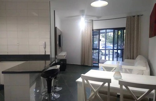 Vila Clais Appartement | Apartment in the center of Bertioga 100mts from the beach
