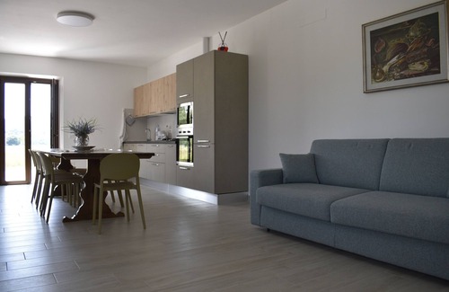 Colli al Metauro Appartement | Apartment in the Countryside, in quiet area with outdoor garden