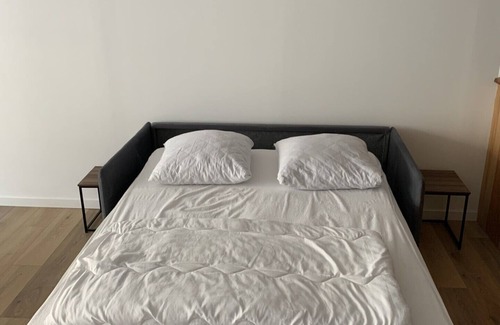 Saint-Julien Appartement | Apartment in the heart of the village!