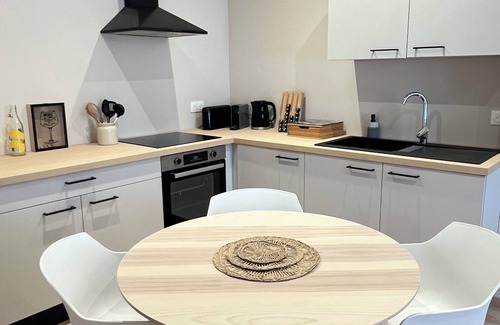 Verdun Appartement | Apartment in the heart of the city, close to historic sites, ideal for families