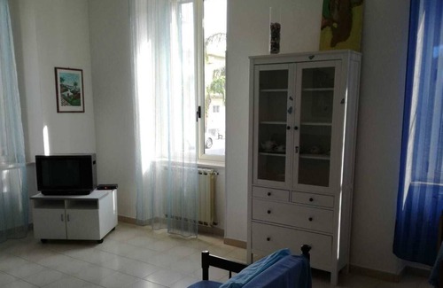 Locri Appartement | Appartement dans le centre historique de Locri, à quelques centaines de mètres de la mer.