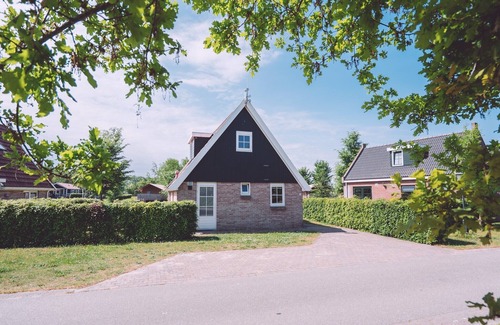Bant Maison | Maison meublée confortable avec jardin