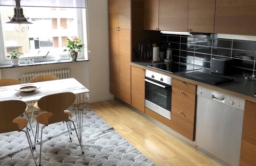Innerstaden Appartement | Apartment in the center of Malmö. Beach 1.5 km and park 500 m away