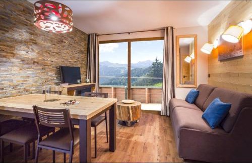 Les Boisses Appartement | Apartment in Tignes with Ski-In Ski-Out Access