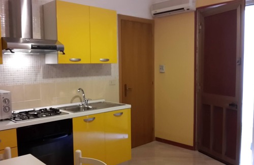 Trapani Maison | APPARTEMENT EN TRAPANI CENTRE AVEC COUR A 800 MT DE LA MER AVEC WI-FI