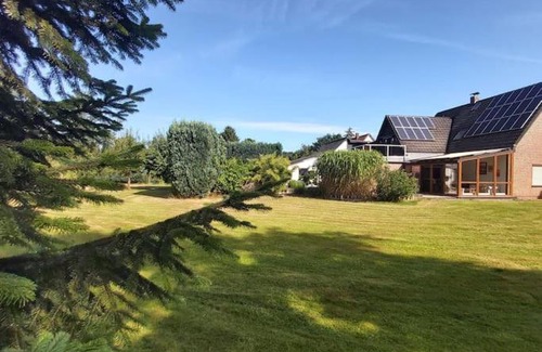 Hipstedt Appartement | Apartment in upper floor in nature reserve.