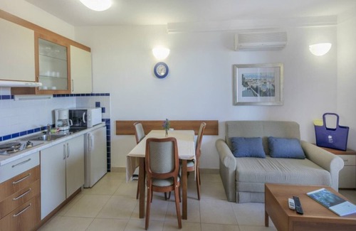 Veli Losinj Appartement | Apartement Punta à Veli Losinj avec bassin