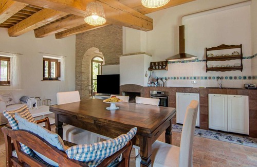 Mombaroccio Appartement | Appartement à Mombaroccio avec piscine