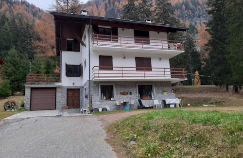 Frachey Appartement | APPARTEMENT en Villa à CHAMPOLUC loc Frachey